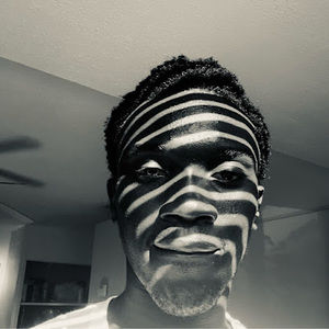 Meet your Posher, Godfred